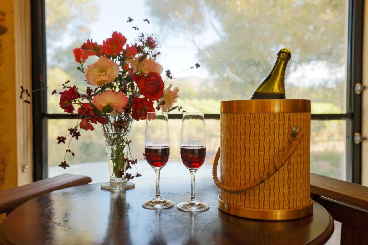 Sellicks Hill The Old Chaff Mill Organic Vineyard Retreat Bed & Breakfast エクステリア 写真