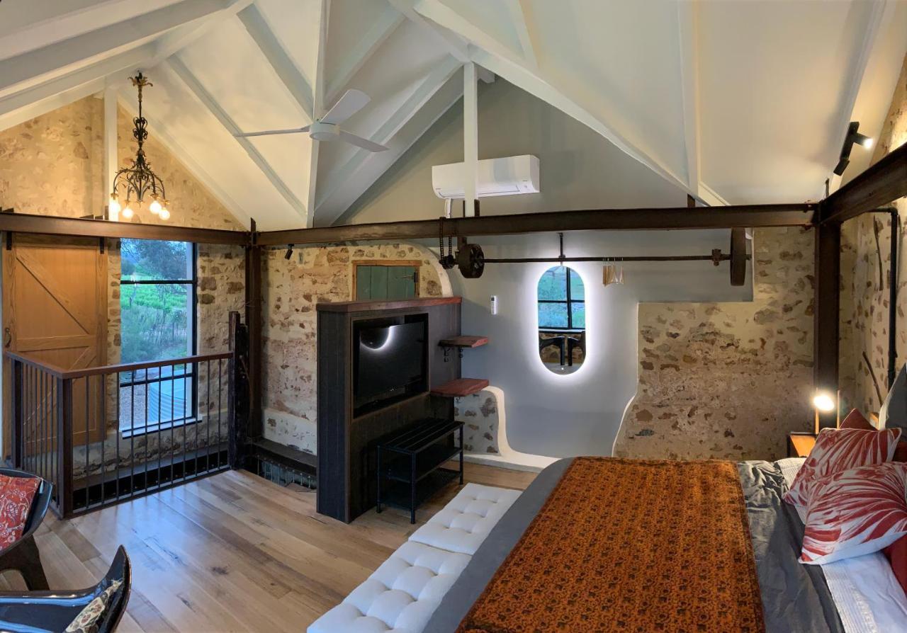 Sellicks Hill The Old Chaff Mill Organic Vineyard Retreat Bed & Breakfast エクステリア 写真