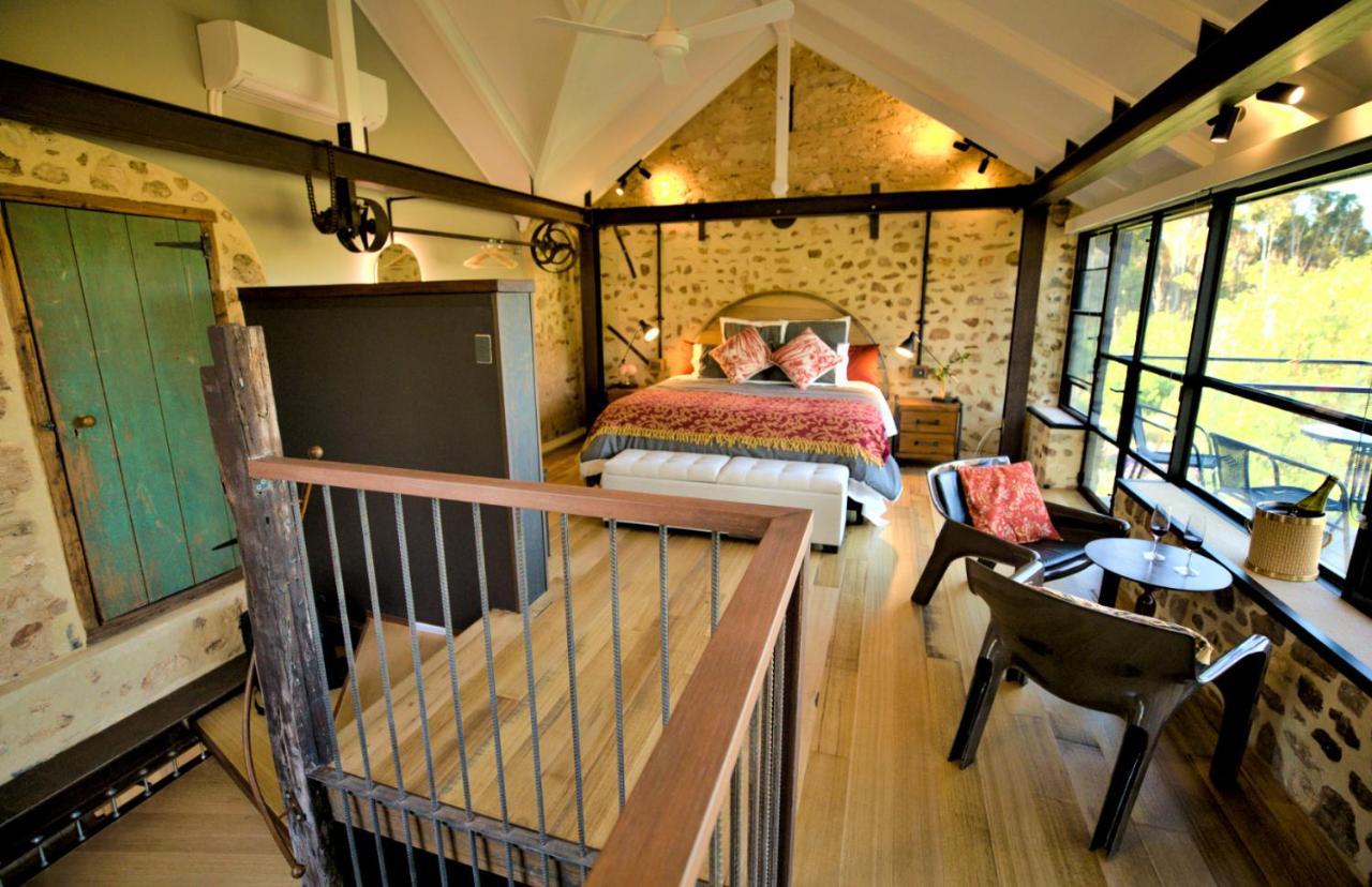 Sellicks Hill The Old Chaff Mill Organic Vineyard Retreat Bed & Breakfast エクステリア 写真